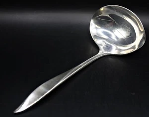 Heirloom Oneida Vivant 925 Sterling Silver Gravy Ladle - Picture 1 of 3