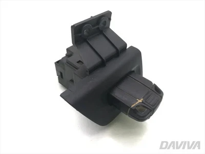 2005 BMW 1 Series 118d Diesel Ignition Lock Barrel With Key Remote 9172370 - Image 1 of 4