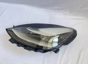 Faro Tesla Model 3 2017-2020 lado del conductor izquierdo nuevo OEM 1077375-00-C - Imagen 1 de 2