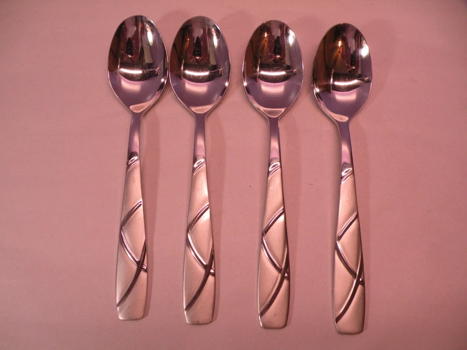 Set of 4 Cambridge Stainless Steel Flatware Soup Spoons Kara Sand 7 3/4" - Image 1 of 4