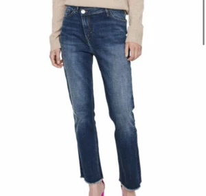 BNWT Maje Plume 119 Crossover Azul Slim Jeans Talla EU 40 UK 12 - Imagen 1 de 8