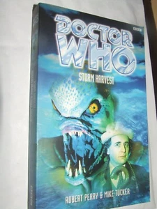 Doctor Who: Storm Harvest by Mike Tucker, Robert Perry BOOK - Foto 1 di 2