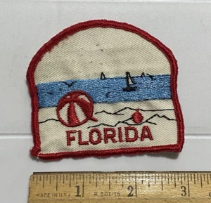 Florida Beach Sailboats Umbrella Red White Embroidered Souvenir Patch Badge - Picture 1 of 4