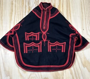 Vintage 70er Guatemaltekischer bestickter Woll Huipil Poncho Cape Boho Hippie One Size Boho - Bild 1 von 6