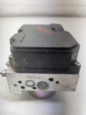 Bomba de freio 2017-2018 Toyota Corolla iM Hatchback ABS antibloqueio 44050-12D71  - Imagem 1 de 4