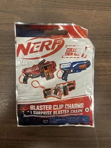 Nerf Blaster Clip Charms 1 Surprise Blaster Charm Mystery Pack Toy Brand New - Picture 1 of 3