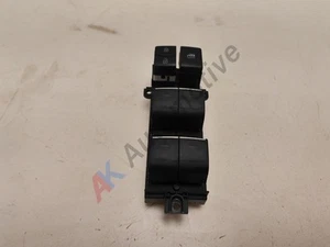 Toyota C-HR MK1 2016-2023 Front Window Switch Pack Right Drivers 84040-02270 - Picture 1 of 7