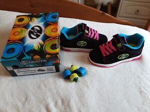 Heelys Girls Trainers Size 1 - Black With Neon Accent Colours includes 4 wheels.