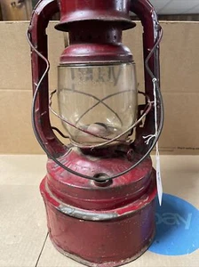 Vintage Dietz No. 2 D-Lite Red Lantern W/Globe NY USA    #7 - Picture 1 of 22