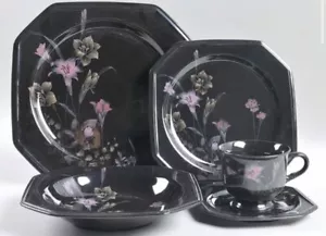 mikasa dinnerware set - Picture 1 of 4