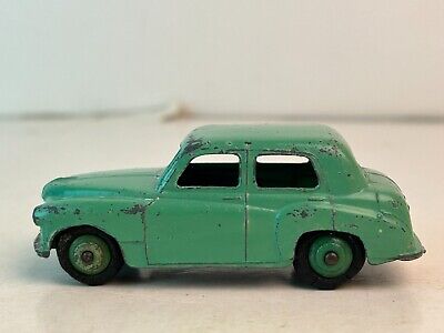Dinky #40f, 1950's Hillman Minx Sedan>