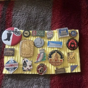 Vintage Badge Collection -1970’s - Picture 1 of 9