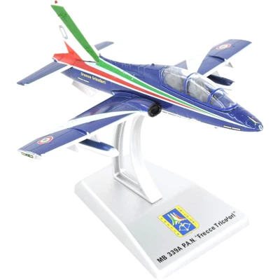 MB 339 PAN FRECCE TRICOLORI 2025 PONY 0 1:100 Italeri Aerei Modellino Nuovo - Immagine 1 di 4