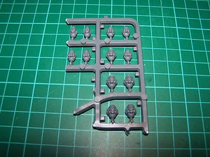 12 Space Marine Primaris Reivers Heads (Bits) - Bild 1 von 1