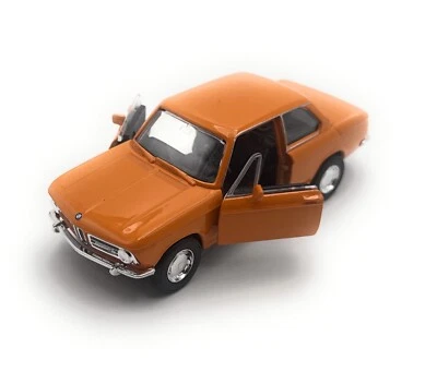 Modellino BMW 2002 TI Auto D'Epoca Miniatura Scala 1:34-39 - Immagine 1 di 4
