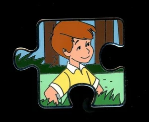 Rompecabezas Conexión Personaje Misterio 100 Acres Madera Cristopher Robin LE Prendedor Disney - Imagen 1 de 1