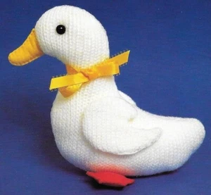 Home Printed Knitting Pattern - Knit Your Own Farmyard Duck - 0255 - Picture 1 of 1