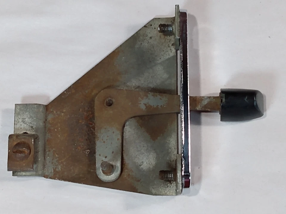 Studebaker C & K; Hawks 1956 ~ Conjunto de control de extensión de calefacción ~ 1540140 Foto 1 de 3