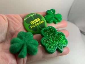 Lot of 4 mix St Patricks Day Shamrocks Vintage Metal Brooch Pin V-7768 - Picture 1 of 3