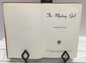 Vintage THE MYSTERY GIRL by Mildred Davis Hardback 1962 FICTION ~book decor~ - Bild 1 von 7