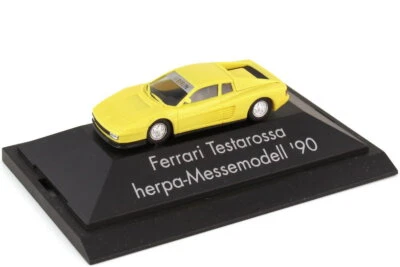 Ferrari Testarossa amarillo claro modelo de exposición 1990 AAA Berlín - Herpa 1:87 Foto 1 de 4