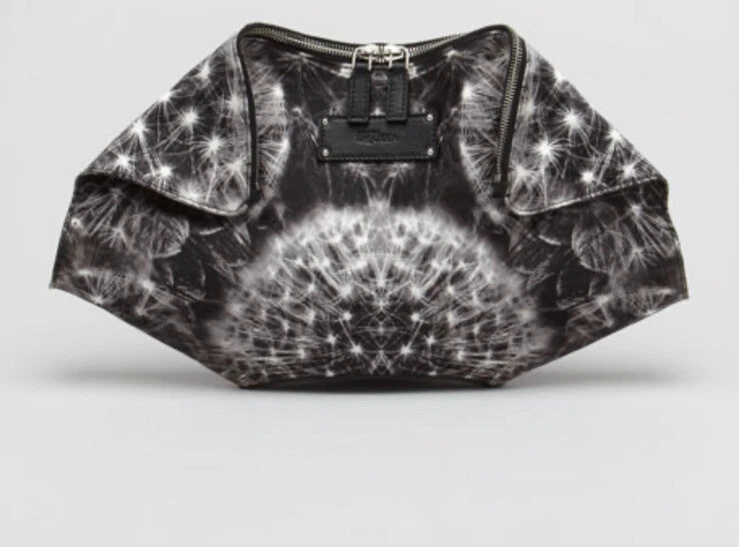 Bolso sin asas 26b Alexander McQueen cuero estampado diente de león De-Manta nuevo con etiquetas Foto 1 de 4