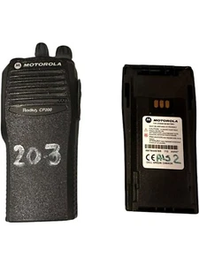 Motorola CP200 UHF Portable Radio, 4 watts, 4 Ch AAH50SDC9AA1AN - Picture 1 of 6
