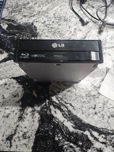 LG WH14NS40 14X Blu-ray SATA M-DISC CD DVD Internal Burner 3D BDXL Drive Writer - Afbeelding 1 van 2