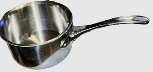 Calphalon 8700 Stainless Steel 1 QT .9L Pot - Picture 1 of 3