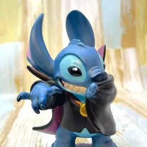Disney Lilo & Stitch Vampiro Drácula Cerámica Figura Halloween WDCC, De Japón - Imagen 1 de 9