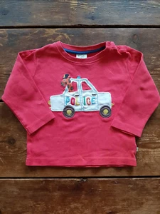 Frugi Long Sleeved T-Shirt 6-12 Months Red Police Car Giraffe - Picture 1 of 2