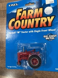 Farmall M - Picture 1 of 2