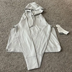 NWT Women’s Vuori Clothing Halo Essential Hoodie (Small) - Picture 1 of 4