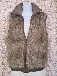 Justice Junior Sz 18 Girls Faux Fur Vest Greenish Brown Full Zip Metallic Thread - Picture 1 of 8