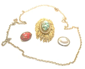 VINTAGE STUNNING ORNATE BROOCH PENDANT WITH CHANGEABLE CENTRAL STONES - Picture 1 of 3