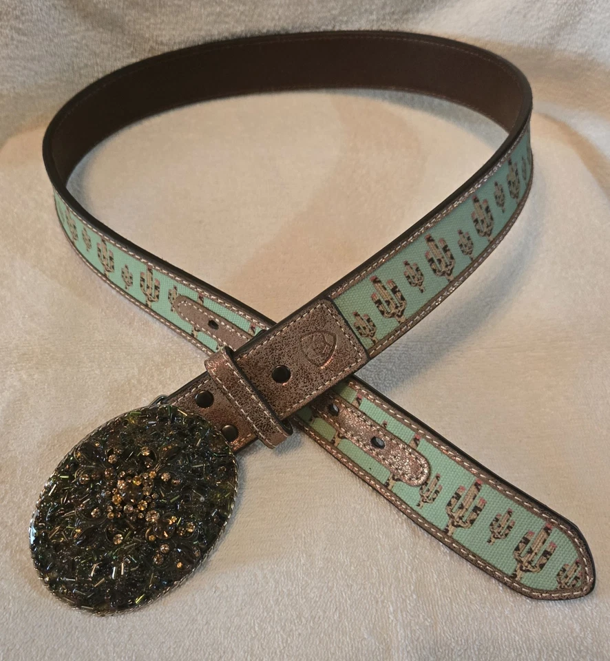 CINTURÓN MUJER ARIAT CUERO GENUINO DISEÑO CACTUS CON HEBILLA BLING BLING TALLA M Foto 1 de 4