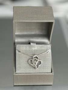 Collana vintage ZALES .20ct DIAMANTE cuore ciondolo argento sterling 925 19,75 in Italia - Foto 1 di 4