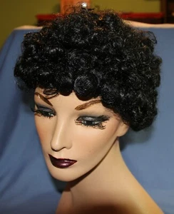 Peluca negra rizada pelo corto afro Halloween disfraz hippie discoteca mujer hombre - Imagen 1 de 5