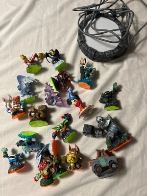 Lote Skylander y Disney Infinity Foto 1 de 4