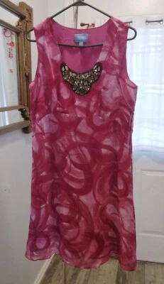 Просто Вера Ванг платье без рукавов розовый и фиолетовый цвета размер средний. - Изображение 1 из 4