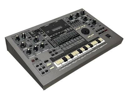 Roland MC-505 mit Stromkabel getestet und funktionsfähig Sampler Sequencer Groovebox - Bild 1 von 4