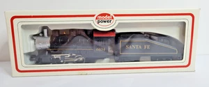 Model Power 0-4-0 Shifter Locomotive + Santa Fe Tender #6634 HO Vintage w/ box - Picture 1 of 16