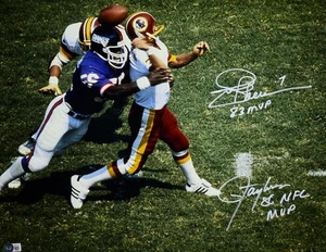 Lawrence Taylor Joe Theismann Signed NFL 16x20 Tackle Photo w/MVP-Beckett W Holo - Picture 1 of 5