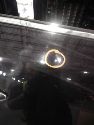 Nissan Máxima 2011 puerta delantera derecha negro grado C pequeña abolladura 120 k millas Foto 1 de 4