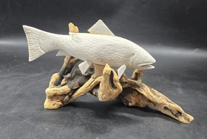 Cuerno de alce tallado cobertizo pez en madera a la deriva 10" X 5" - Imagen 1 de 8
