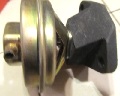 1975 76 BUICK CENTURY REGAL 1976 SKYLARK NOS EGR VALVE 17052706  OLDS STARFIRE - Image 1 of 4