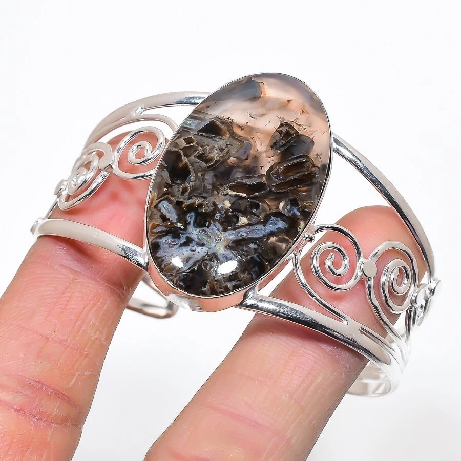 Brazalete ajustable de plata de ley 925 con piedras preciosas de ágata en barra natural Foto 1 de 1