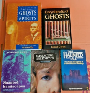 Ghosts, Hauntings, Paranormal & The Supernatural Book Bundle. x5 - Picture 1 of 24
