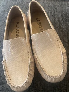 Aerosoles Women’s Driving Style Loafer shoes - Natural Snake 7.5 - Picture 1 of 7