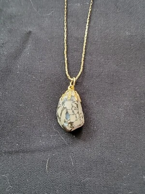 Collar de piedra pulida Foto 1 de 3